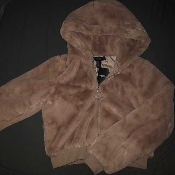 fuzzy pink jacket - Picture 3 of 4